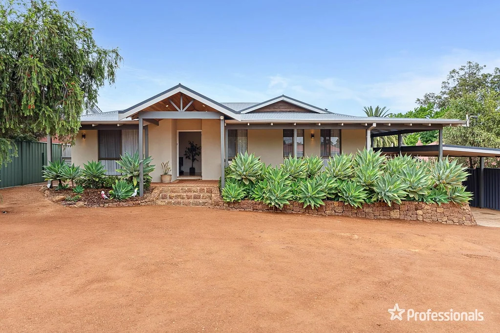 95 Lesmurdie Road, Lesmurdie, WA 6076