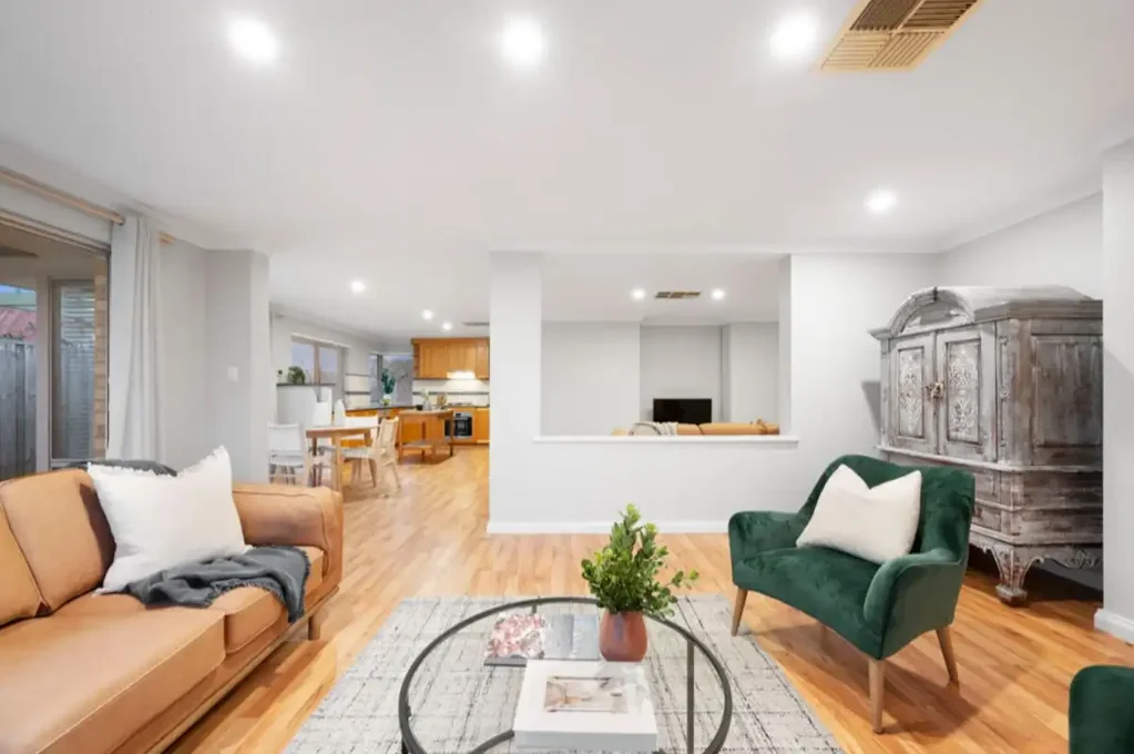 ELEVATED FAMILY LIVING WITH LAKE VIEWS