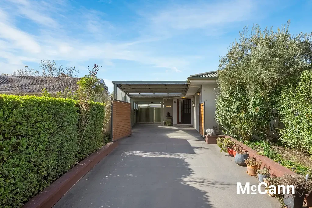 Wanniassa 3બેડરૂમ Modern, energy efficient home