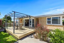 1 Clifton Terrace, Brookfield