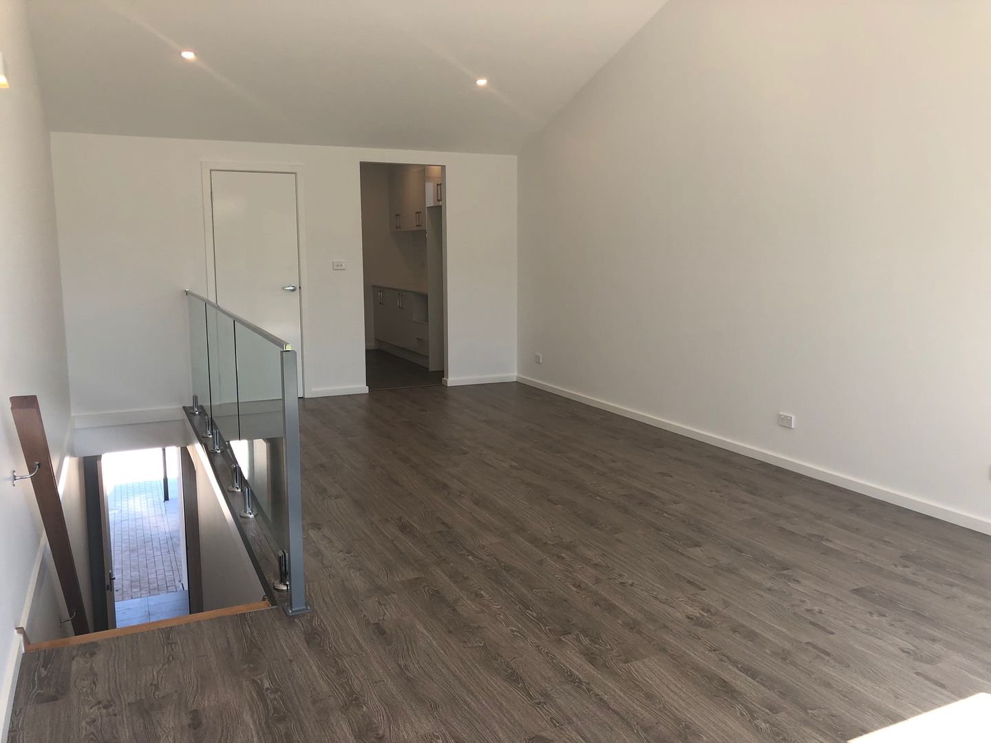 UNIT 9 20 GORDON PDE, YARRAVILLE VIC 3013, 0 غرف, 0 حمامات, Townhouse