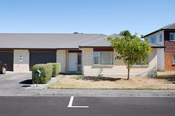 7 Rene Way, Huntington
