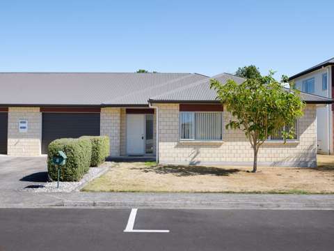 Huntington 3部屋 Modern Townhouse in Prime Location
