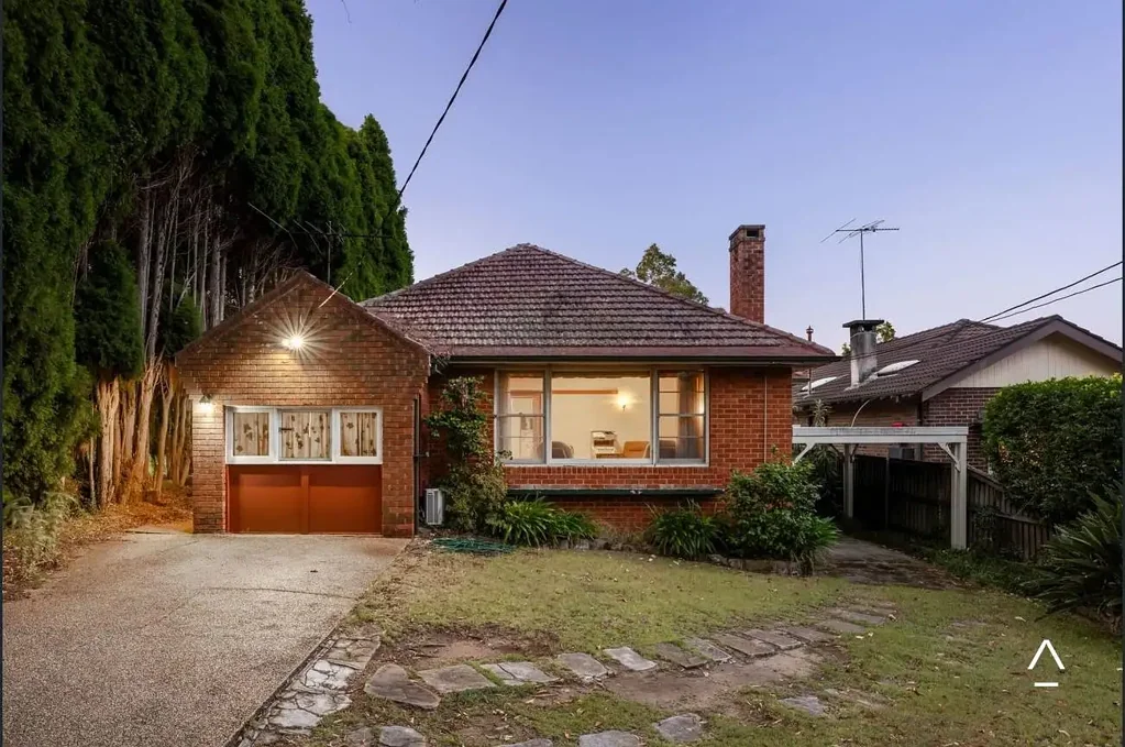 Rare opportunity on a coveted, five-bedroom 1556sqm north-to-rear block