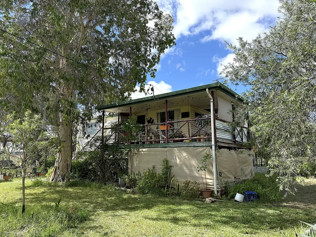 Barcaldine 4 Bedroom Character, Space & Opportunity on a Rare Double Block