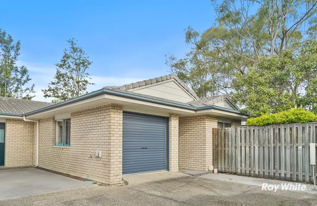 Browns Plains 3房  最低的砖瓦房，易于打理的生活  LOWSET BRICK & TILE HOME WITH EASY-CARE LIVING