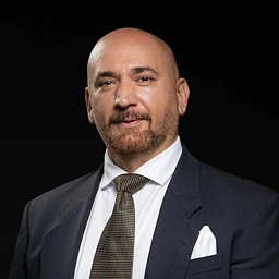 Sacha Bayat