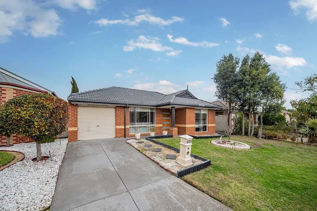 35 Jacaranda Place, Craigieburn, VIC 3064