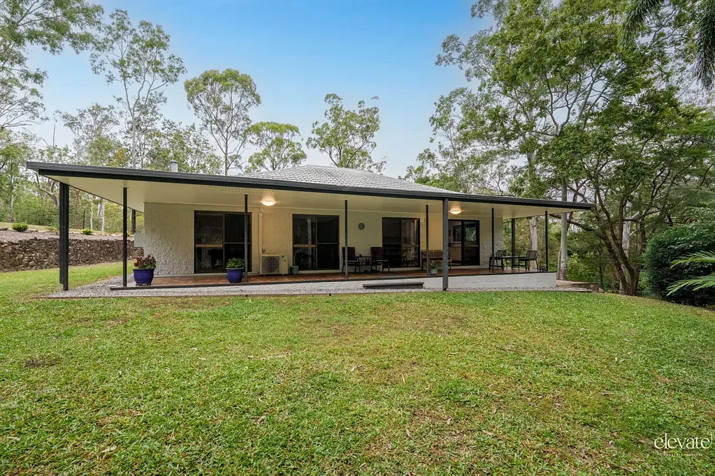 Hervey Range 3침실 A Hidden Acreage Haven in the Heart of Hervey Range