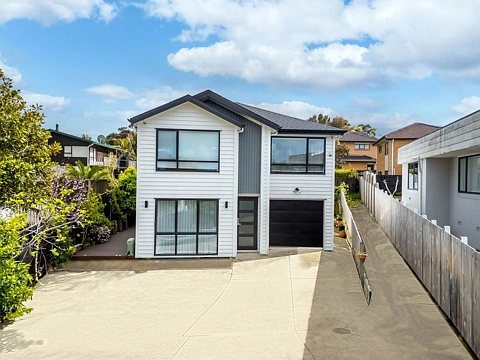 35B Park Road, Glenfield, North Shore City, Auckland