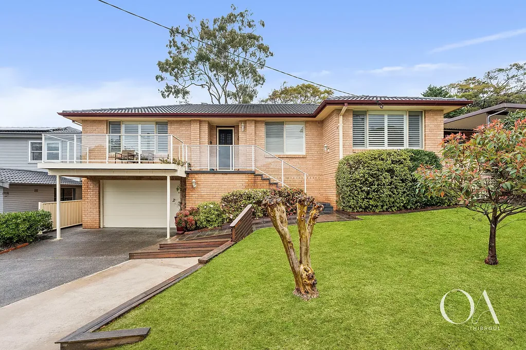 10 Kanangra Drive, Thirroul, NSW 2515
