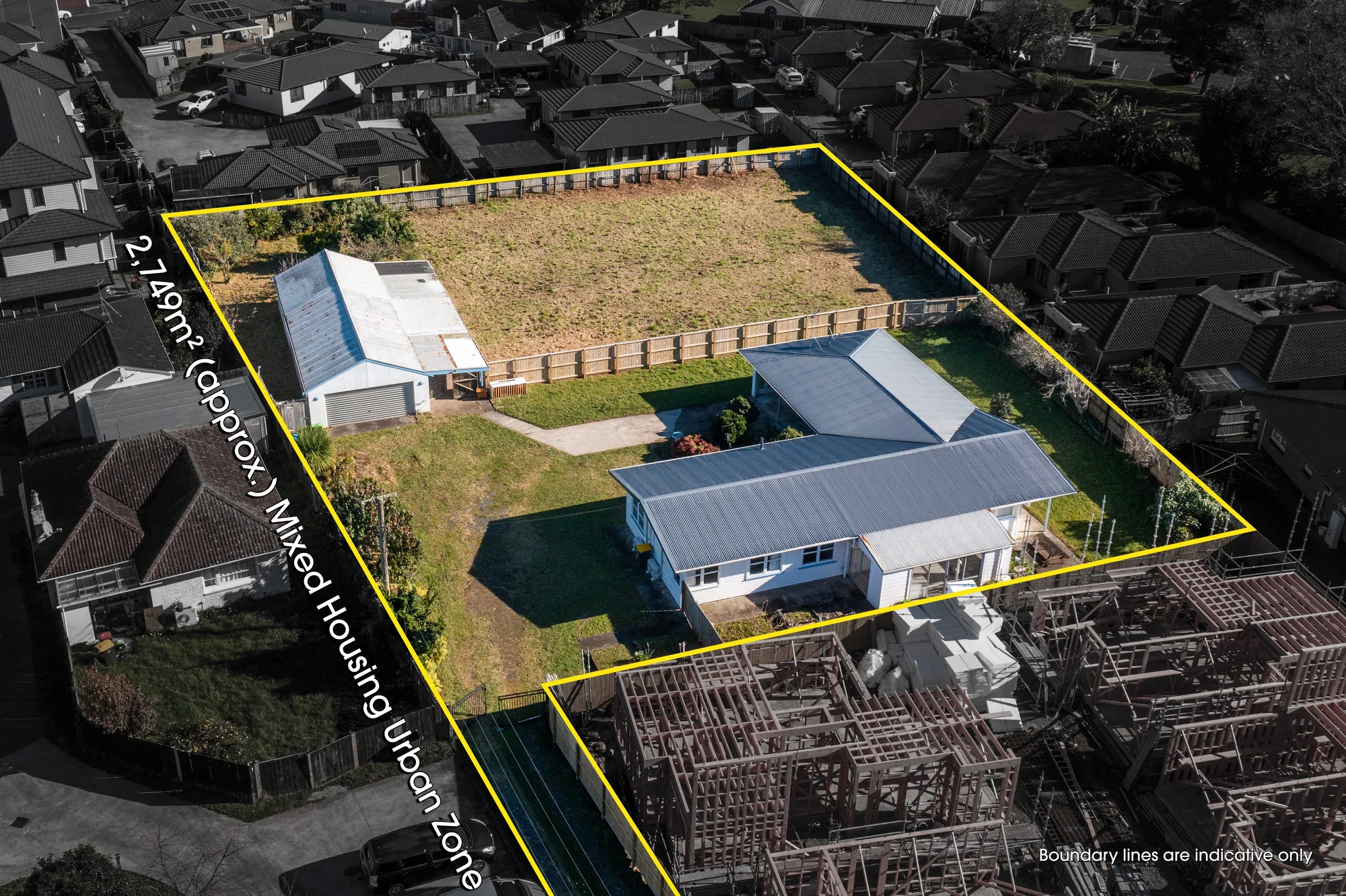 Mangere East 4침실 Big Land with Home & Storage Building