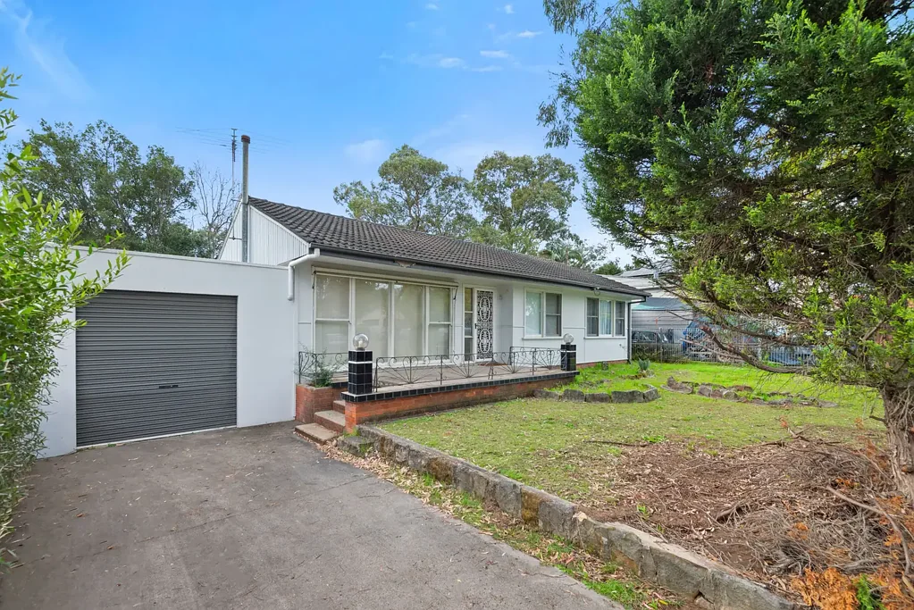 Ingleburn 5 Bedroom 8 Flint Street, Ingleburn - A Place to Call Home - R4 Zoning