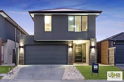 19 Camaro Drive, Cranbourne East