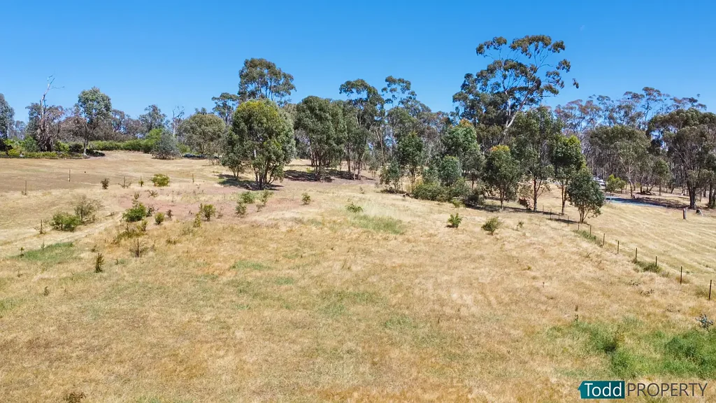 Heathcote TREE CHANGE ON 2.7 ACRES