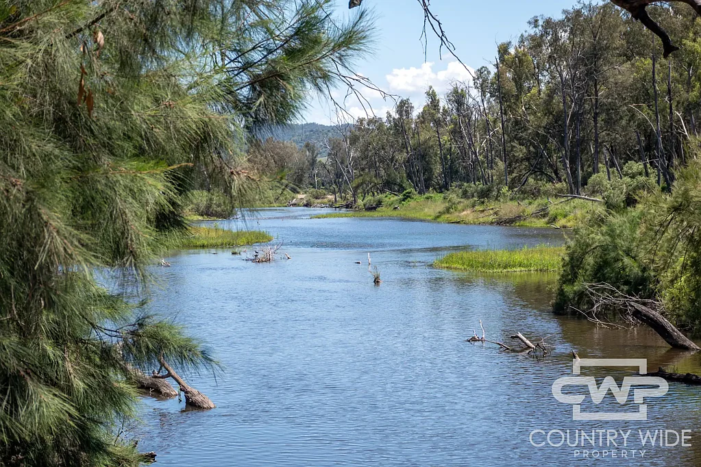 Bonshaw Dumaresq River with Building Entitlement