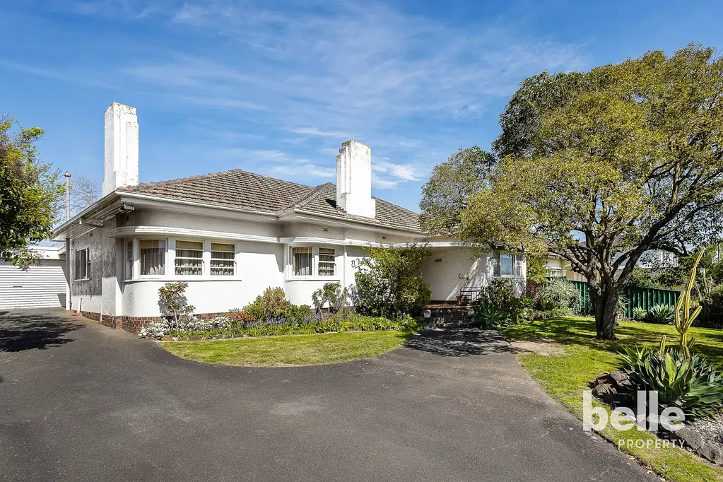 Balwyn North 5બેડરૂમ Timeless Art Deco Charm, Family Scale & Future Possibilities