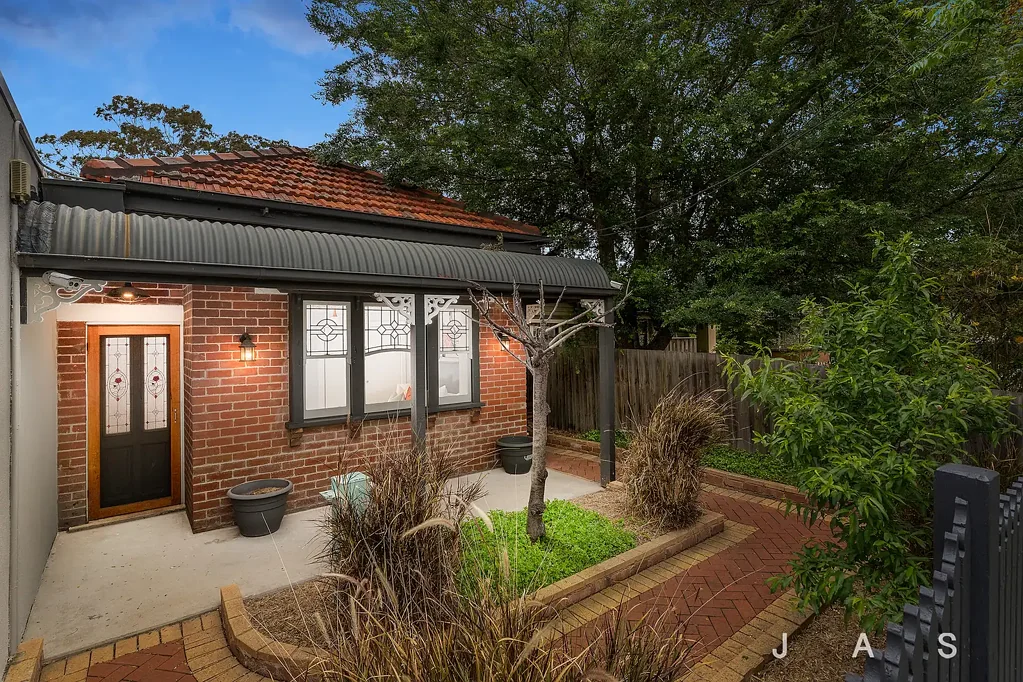 309 Geelong Road, Kingsville, VIC 3012