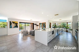 8 Kiah Court, Kingsley