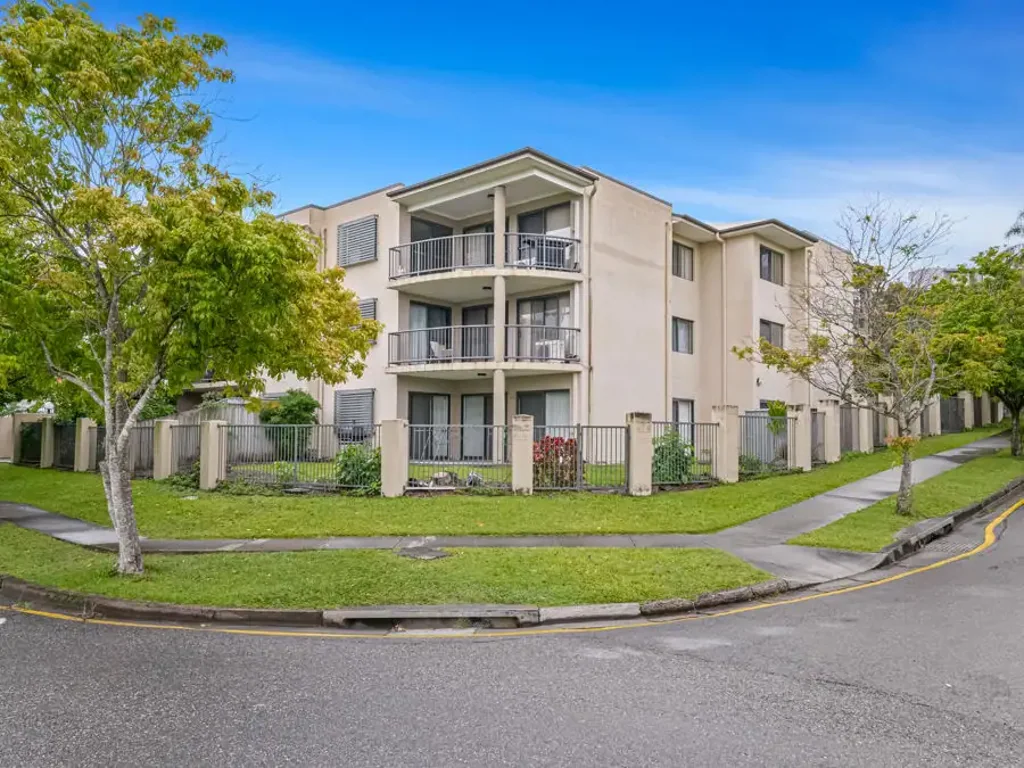 9/6 Omeo street, Macgregor, QLD 4109