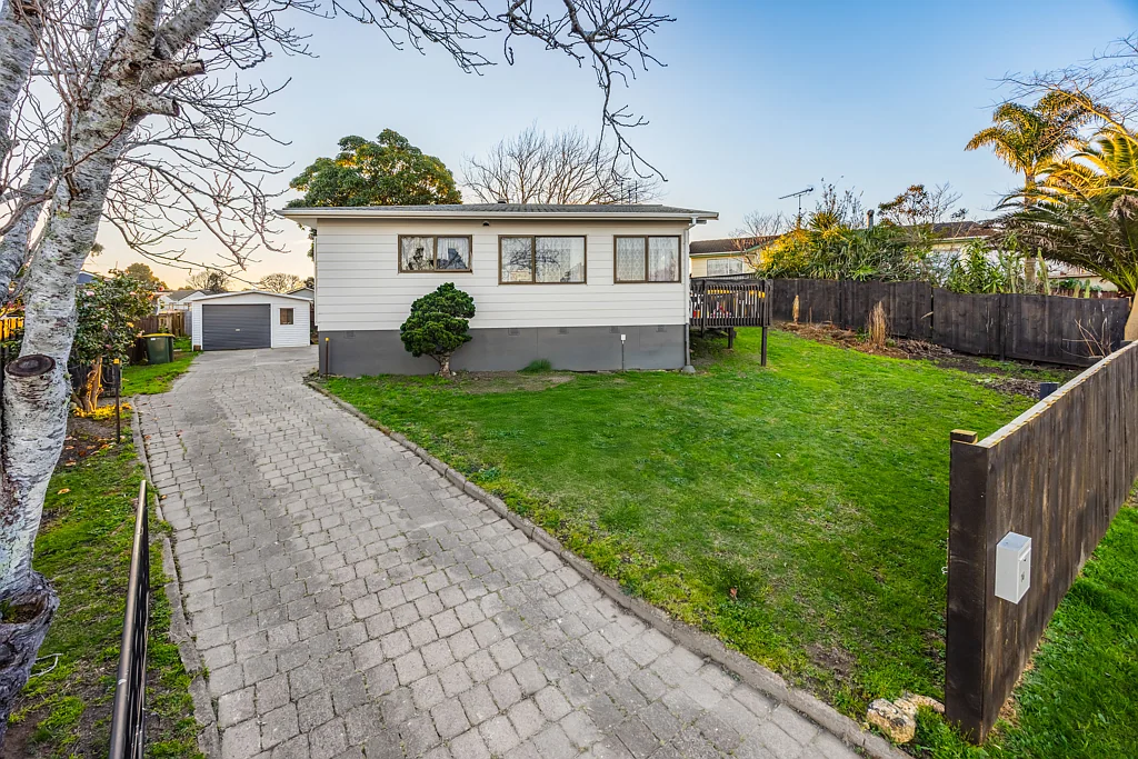 Randwick Park 3 Bedroom Owners Cashing Out !! MUST SELL