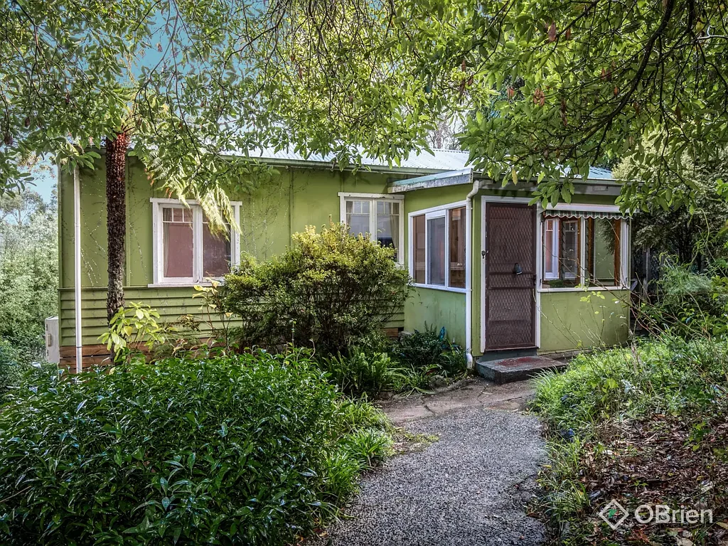 11 Kaye Road, Upwey, VIC 3158