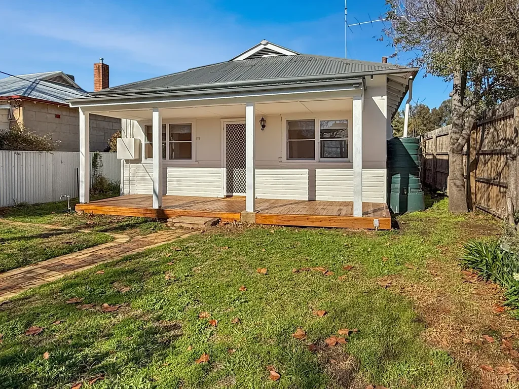 Narrandera 4ਬੈੱਡਰੂਮ FAMILY HOME IN PRIME LOCATION