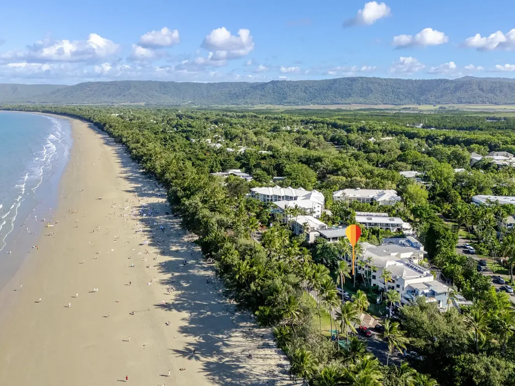 Port Douglas 1房  ABSOLUTE BEACHFRONT GROUND FLOOR APARTMENT.