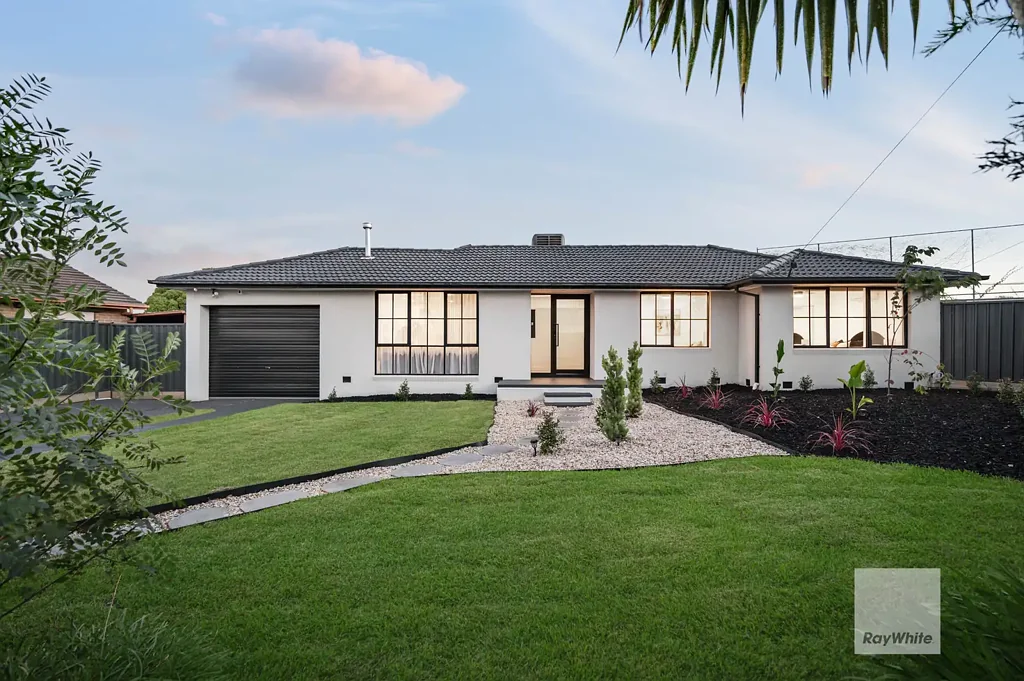 9 Bladen Place, Gladstone Park, VIC 3043