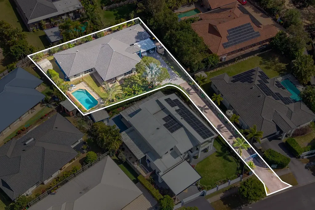 Sinnamon Park 5બેડરૂમ Private Family Oasis with Pool, Side Access & Superb Outdoor Living