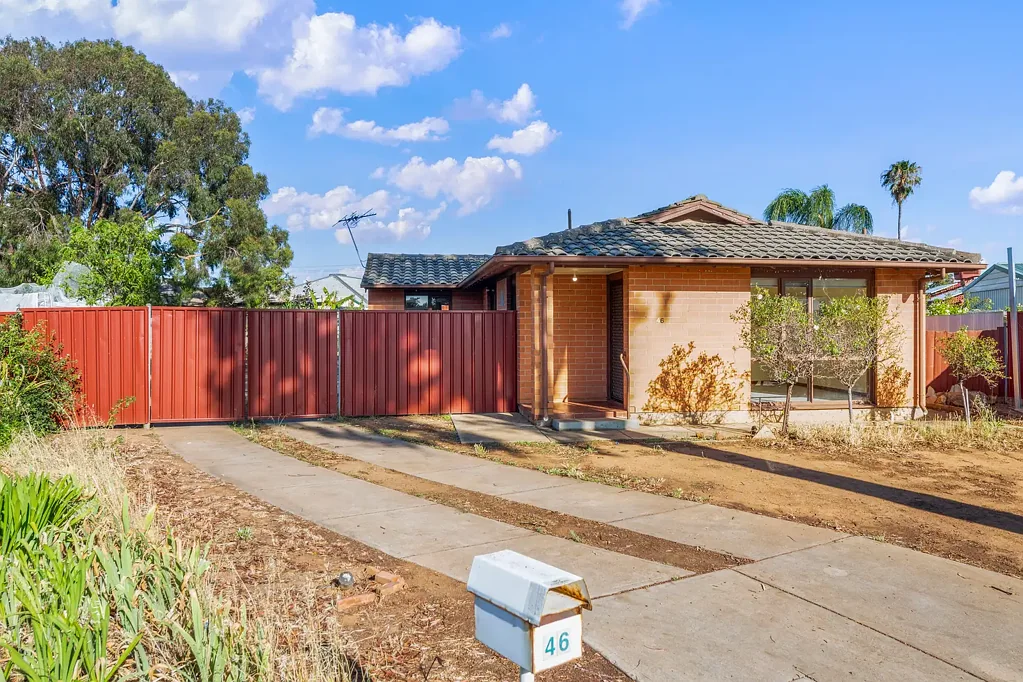 Parafield Gardens 3 Bedroom Jewel on Joanne!