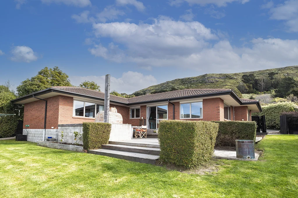 7 Gilders Grove, Heathcote Valley, Christchurch, Canterbury