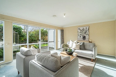 Waverley 3房  Private, Spacious & Low Maintenance.
