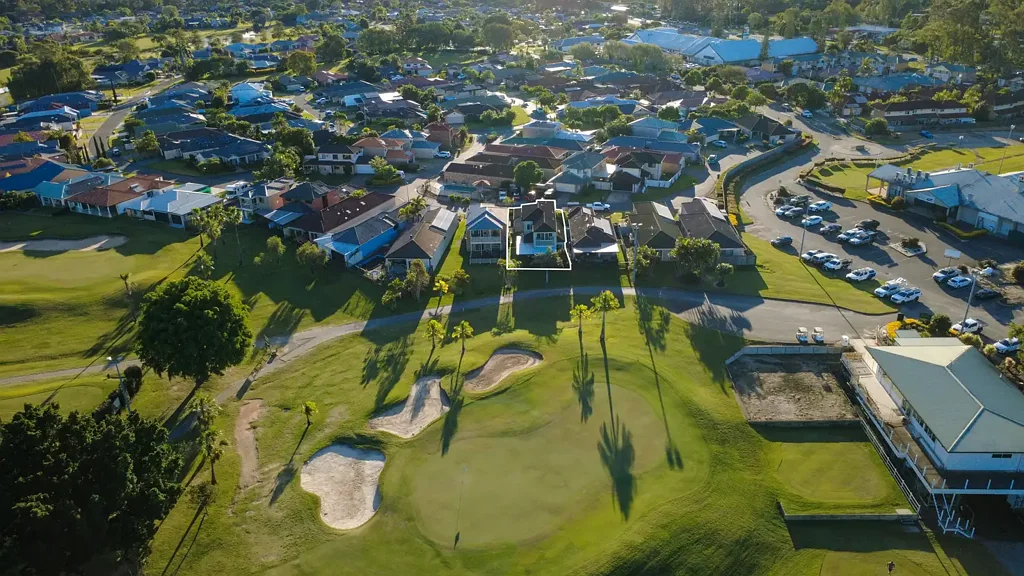 Cornubia 4Habitaciones Golf Course Luxury - Entertainer's Dream with Lake Views!