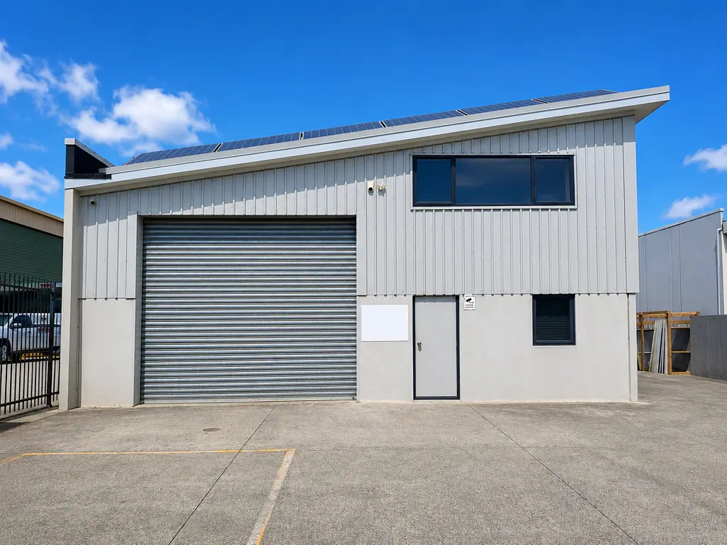 Silverdale  Exceptional 182 sqm Road Front Industrial