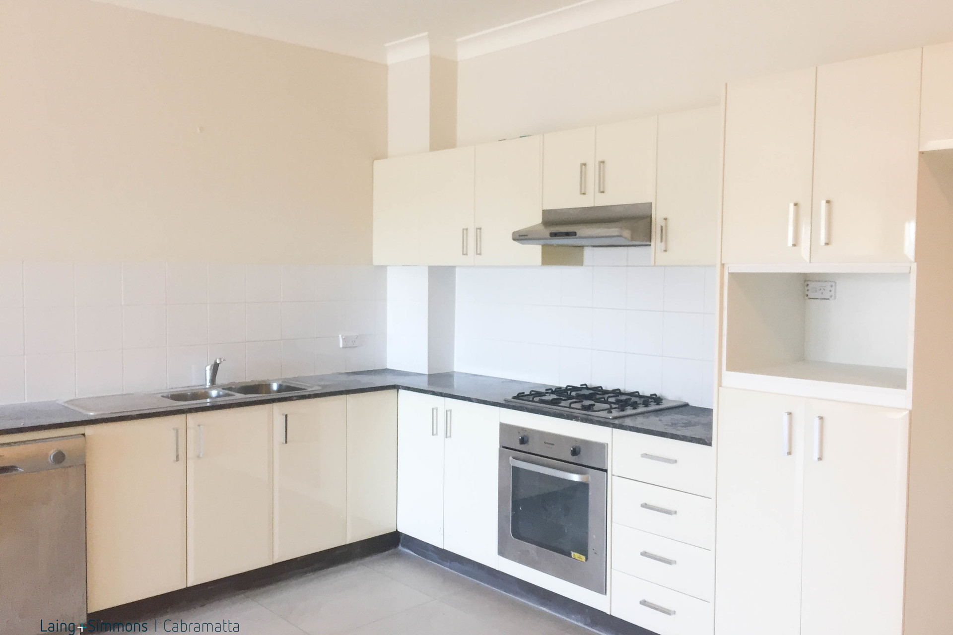 UNIT 17 103 CARTWRIGHT AV, BUSBY NSW 2168, 0 침실, 0 욕실, Unit