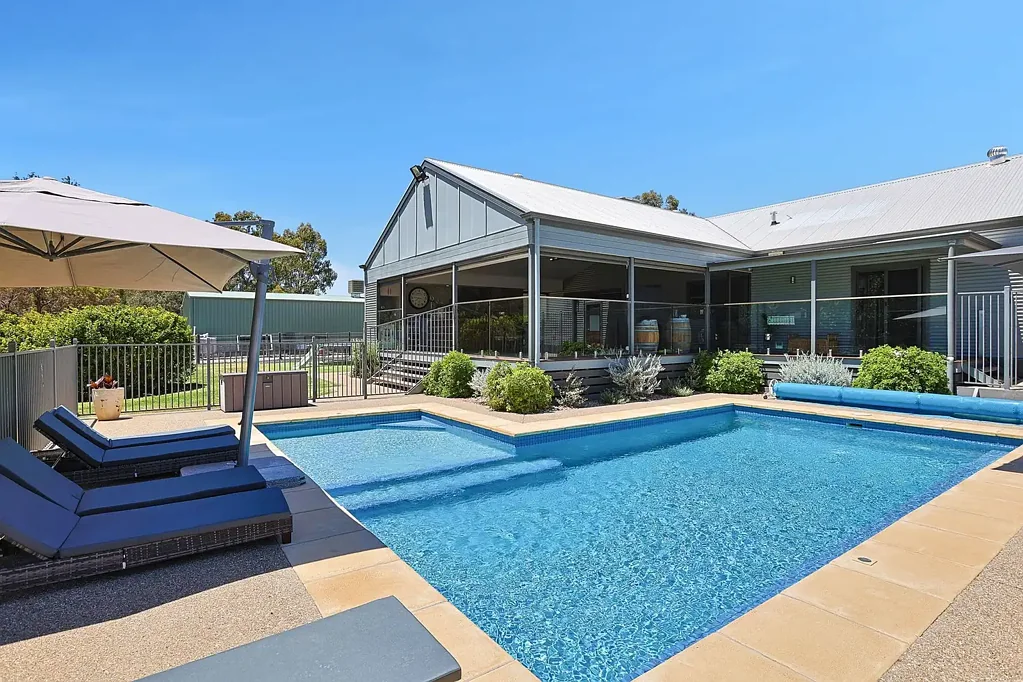 Gol Gol 4બેડરૂમ PRIVATE, PEACEFUL & PERFECT FAMILY LIVING