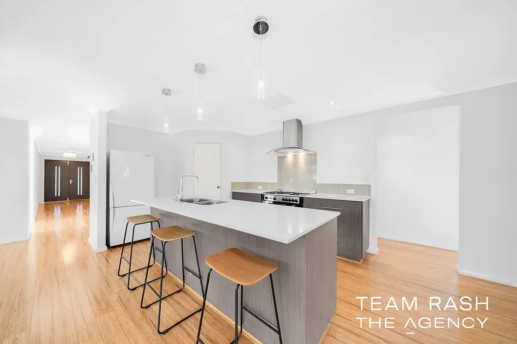 52 Salwood Loop, Banksia Grove, WA 6031