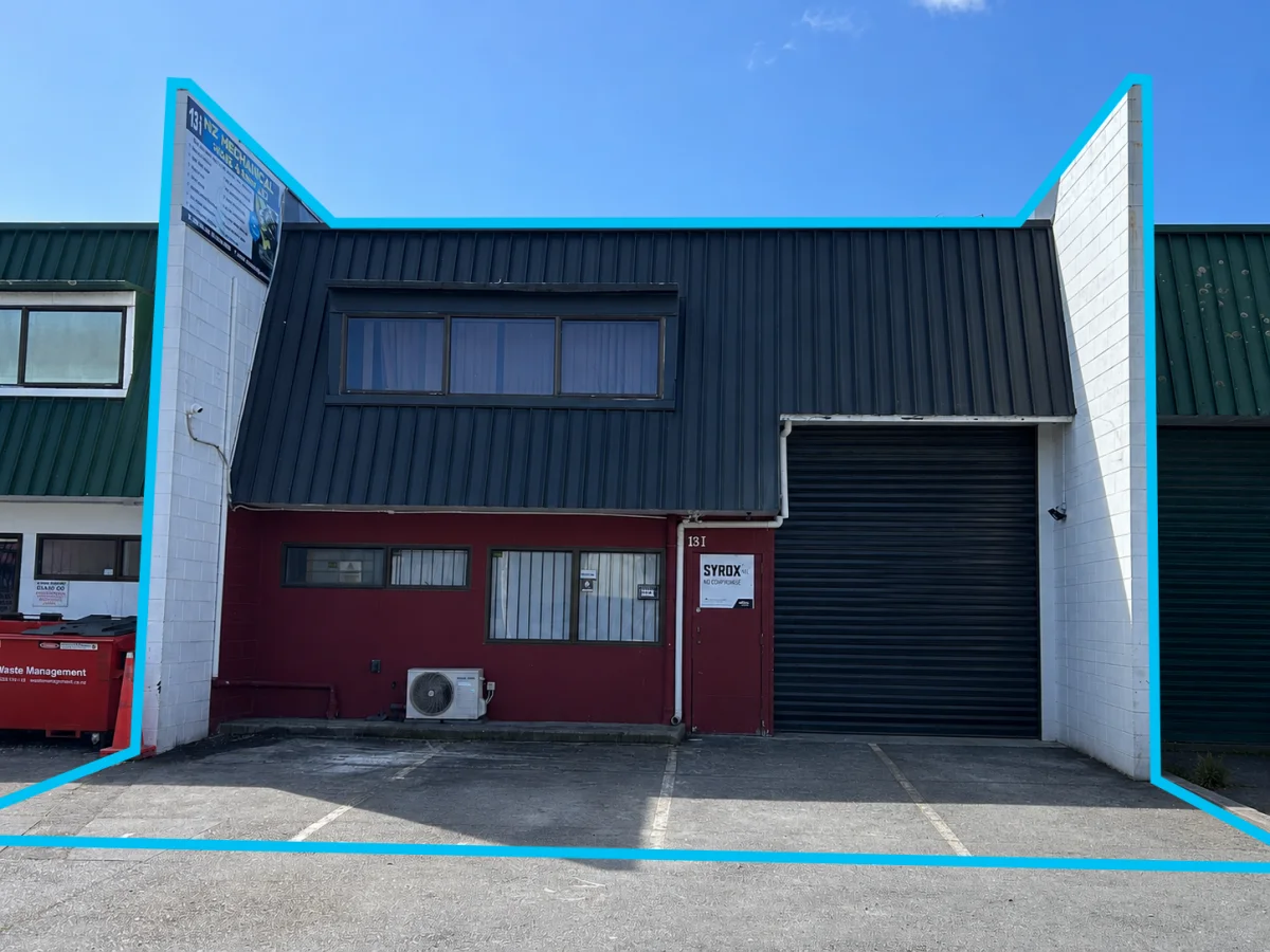 Manukau 150m² Industrial Unit - Ready for Occupation Now!