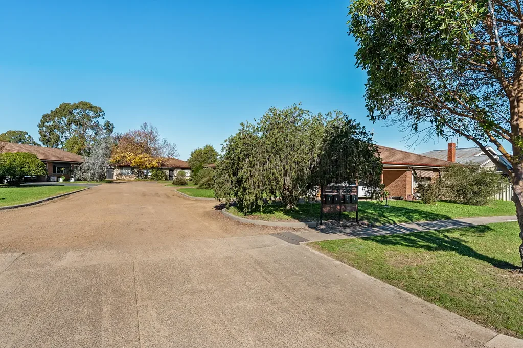 Euroa 1房  Ditch the Car & Embrace the Good Life in Central Euroa