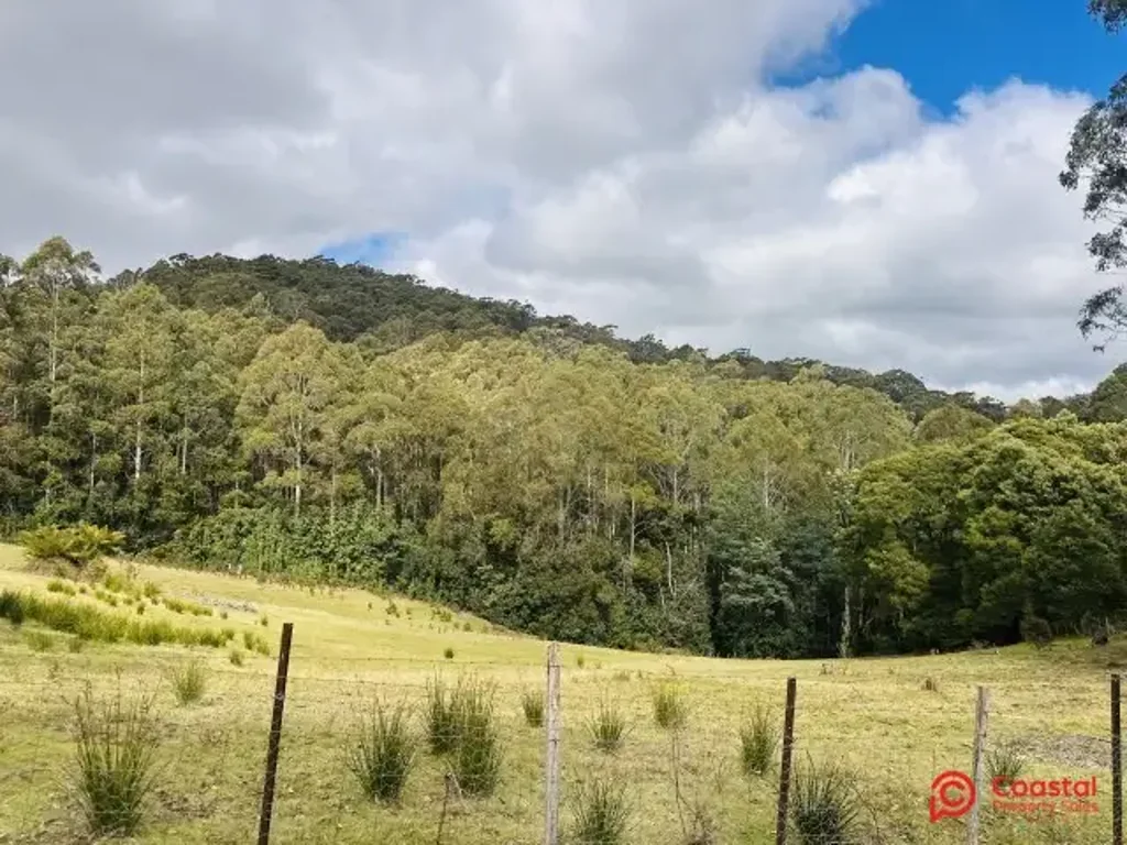 North Motton PRIVATE RETREAT 
11.94 HECTARES (29.4 ACRES)