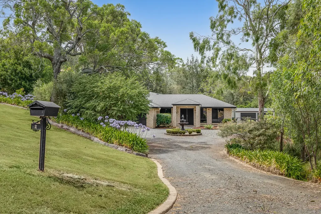 2 Karingal Court, Glenvale, QLD 4350