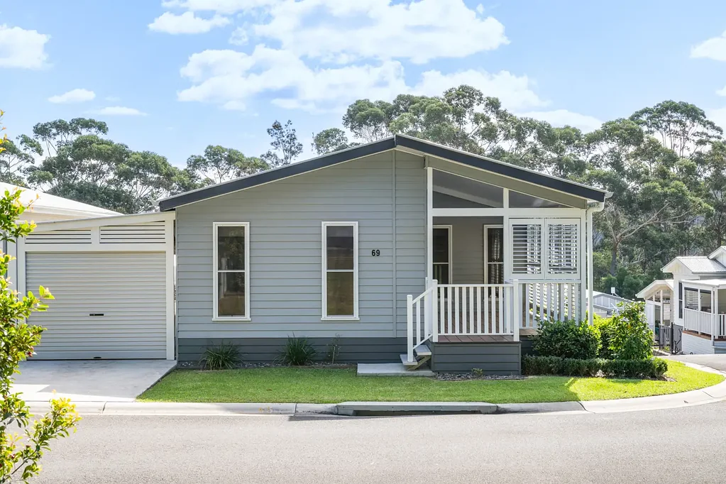 Lake Conjola 2房  Low Maintenance Over-55s Living by the Water