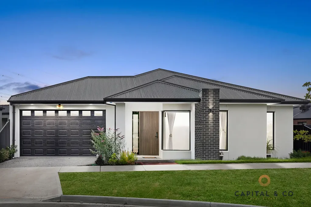 Wollert 4房  Upgraded 4 Bed 3 Bath Family House!!