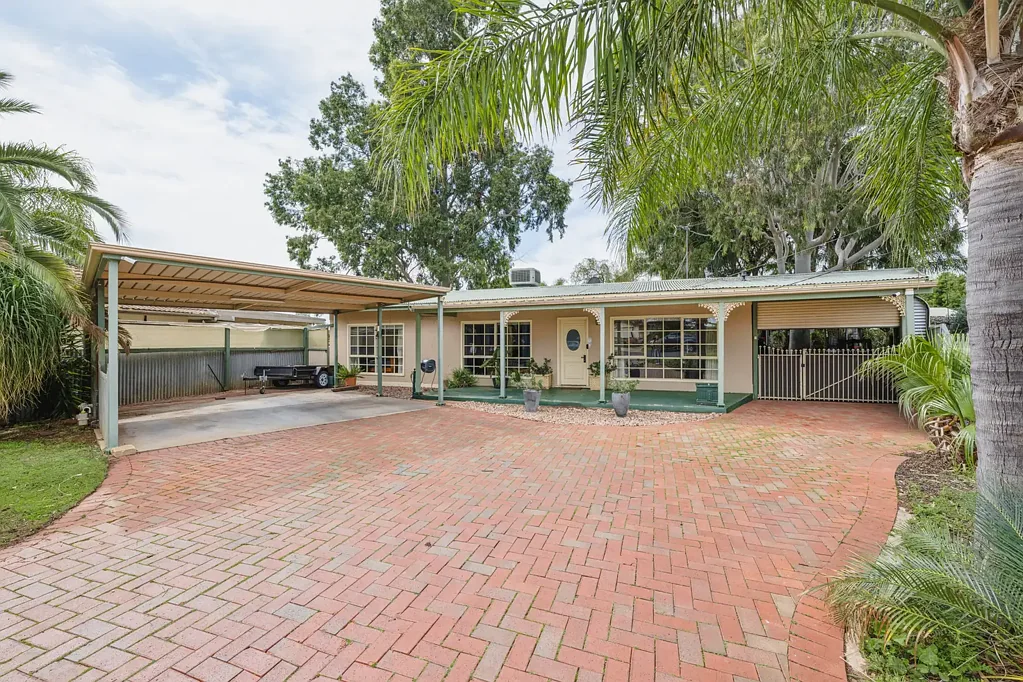 Mildura 4 Slaapkamer Spacious family living with impressive outdoor entertaining & shedding