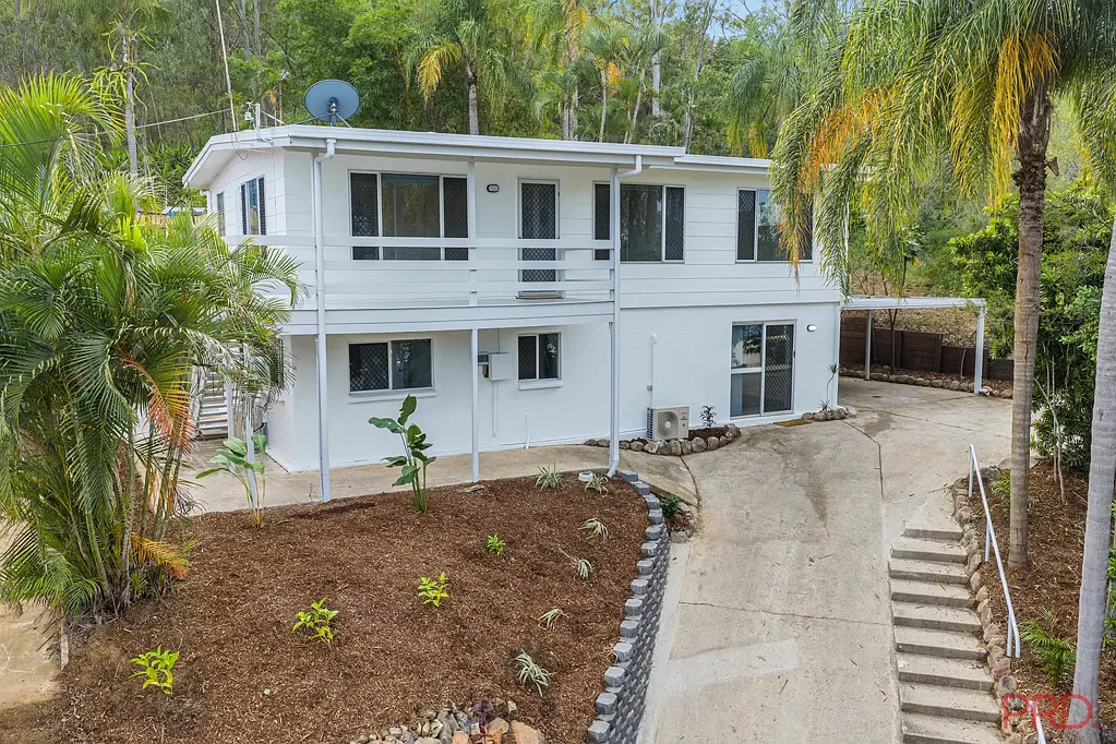 West Gladstone 4غرفة نوم Renovated Family Home with Self-Contained Downstairs Living