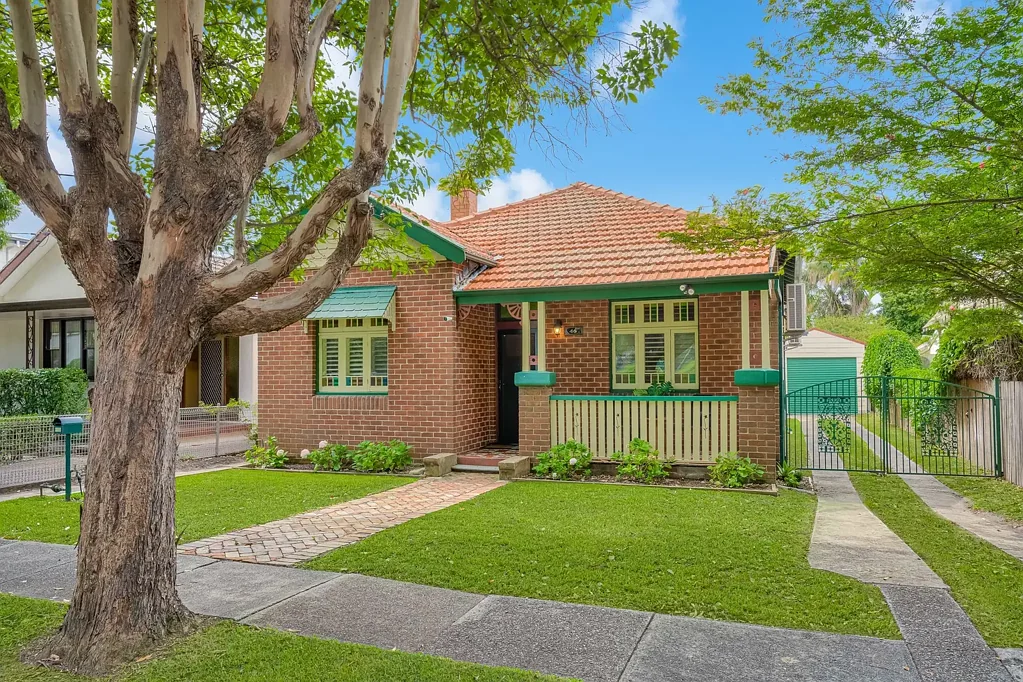 46 Alexander Street, Hamilton South, NSW 2303