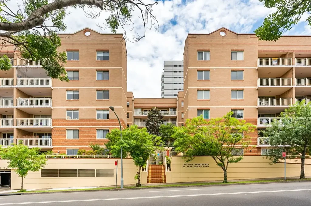 Apartment in the Heart of Burwood