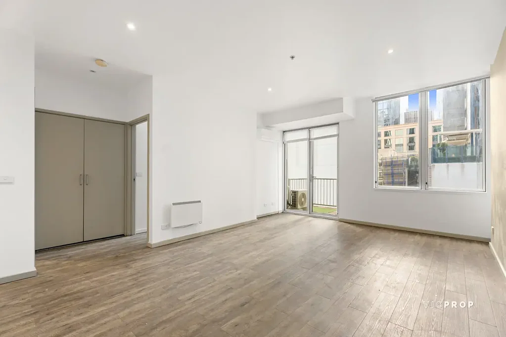 LOCATION & CONVENIENCE – WHITE GOODS INCLUDED