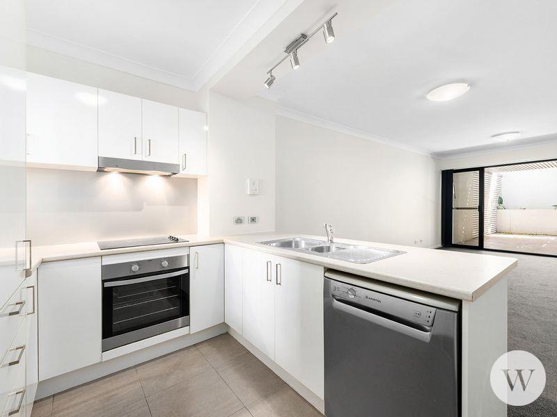 736 IPSWICH RD, ANNERLEY QLD 4103, 0 Bedrooms, 0 Bathrooms, Unit